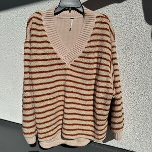 Free People stripped pullover Fleece‎ Vneck Sweater small